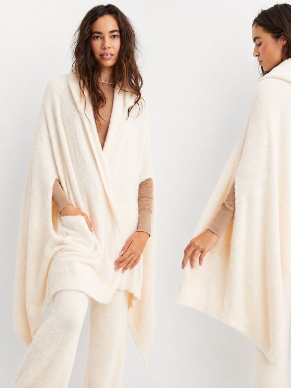 Aerie Marshallow Cape Scarf - Picture 1 of 4